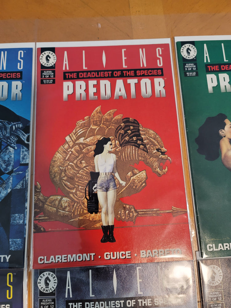 Alien the deadliest Species Predator: 12 book complete set